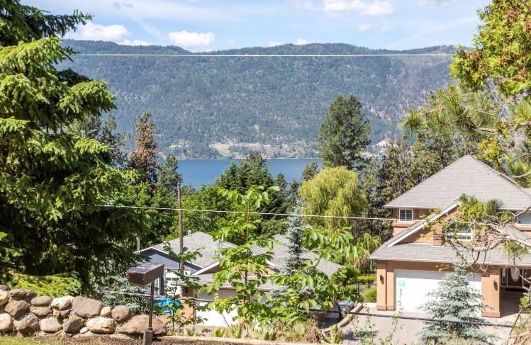 The Blue House Bed And Breakfast