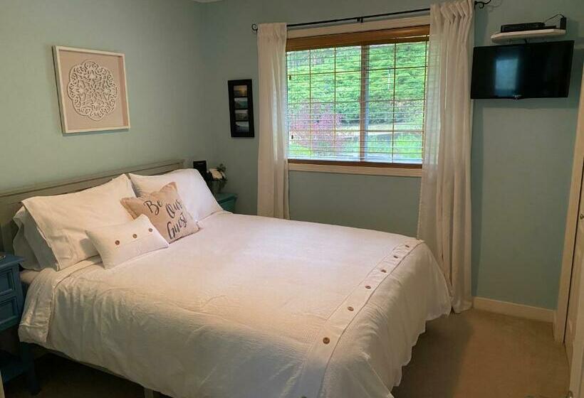 The Blue House Bed And Breakfast