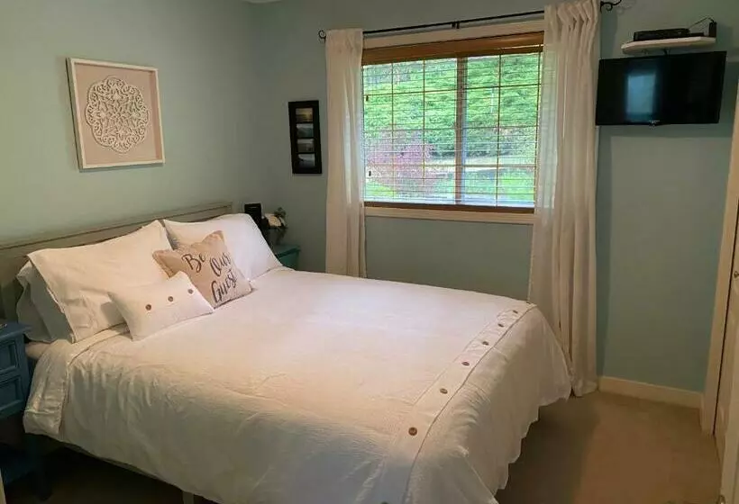 The Blue House Bed And Breakfast