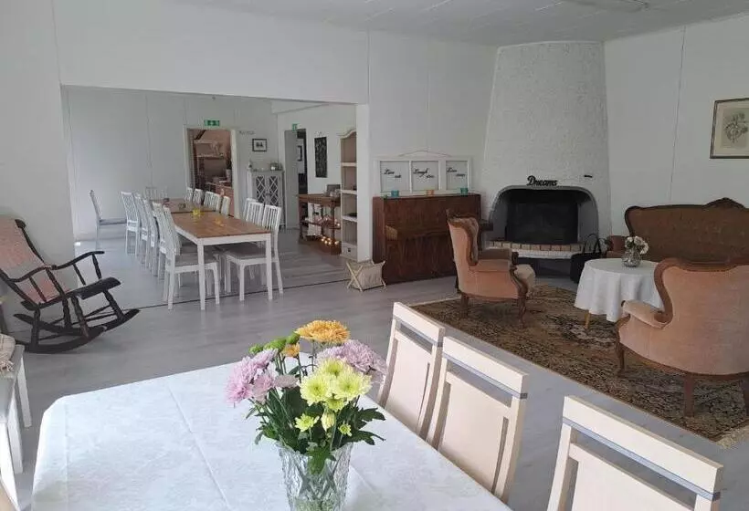 Retkeilymaja Villa Saimaan Sydän