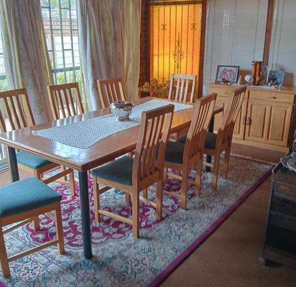 Bed & Breakfast Accommodation@42 Capital