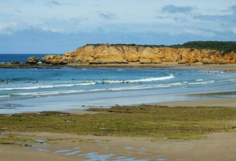 住宿加早餐 At The Gallery