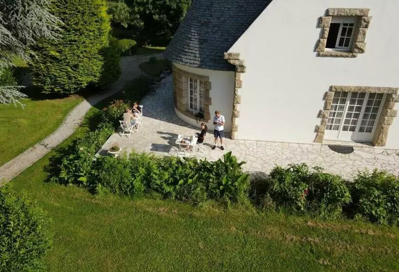 Aamiaismajoitus (B&B) Crown Roads