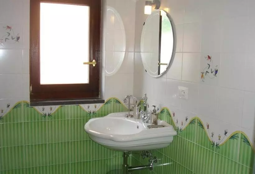 Hotelli Agriturismo Ai Monaci