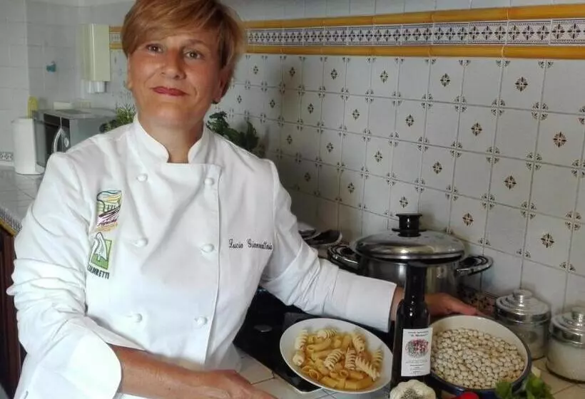 Hotelli Agriturismo Ai Monaci