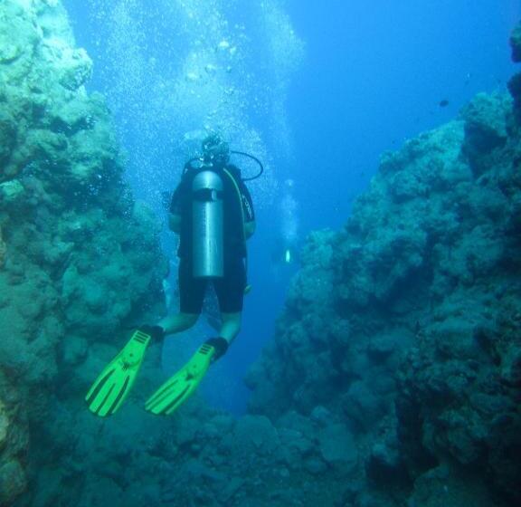 هتل Dahab Beach Lodge