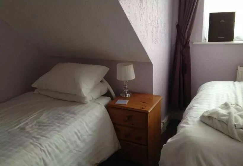 پانسیون Marden Guest House