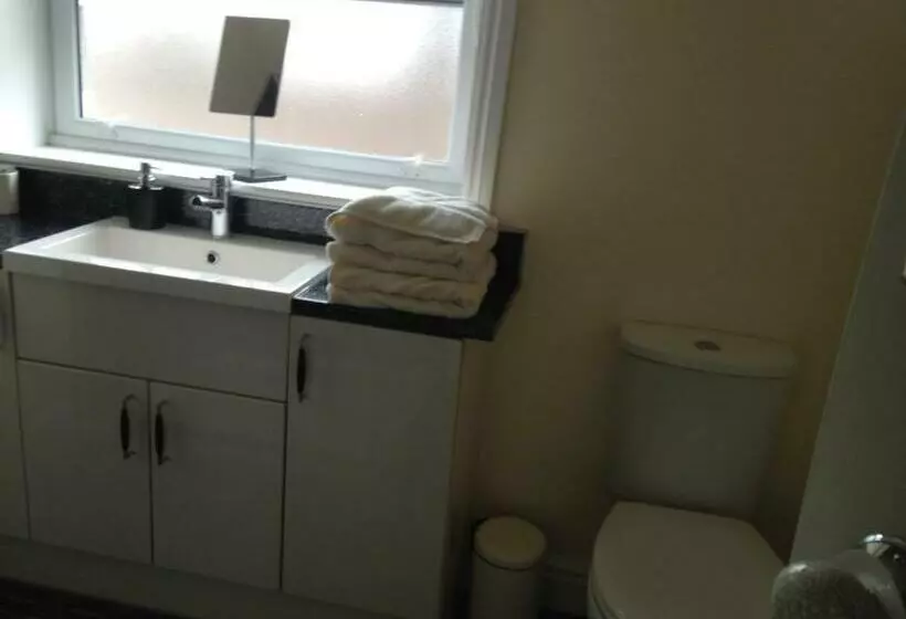 پانسیون Marden Guest House