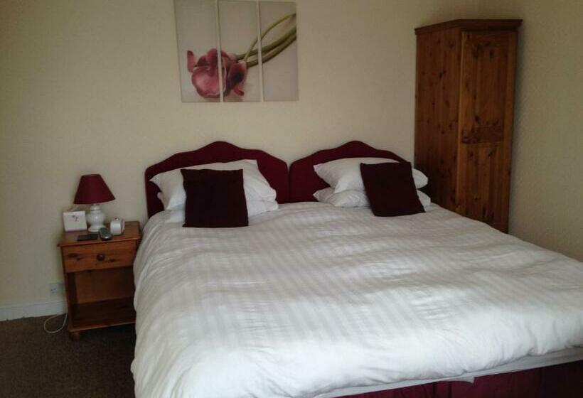 پانسیون Marden Guest House