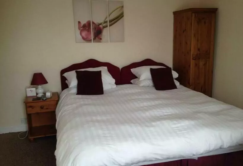 پانسیون Marden Guest House