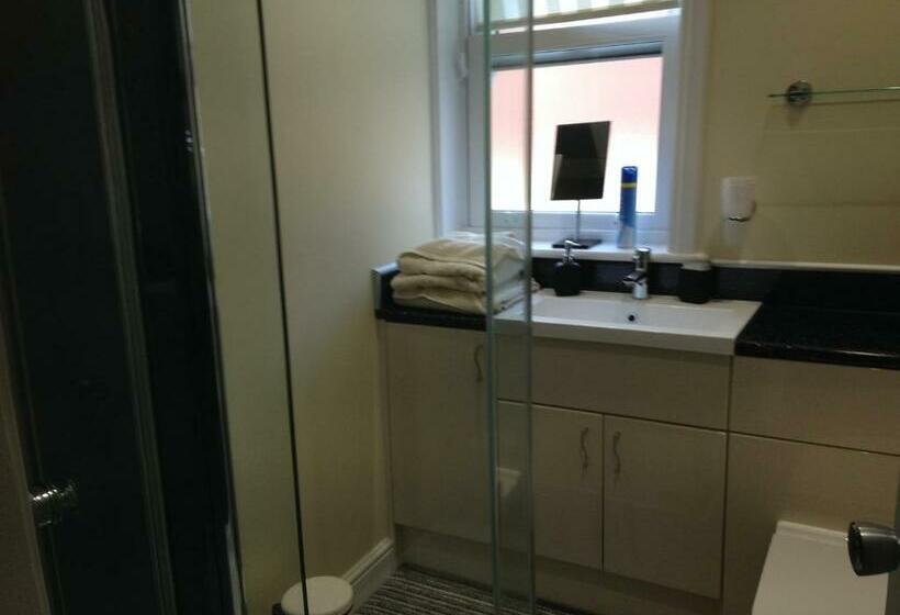 پانسیون Marden Guest House