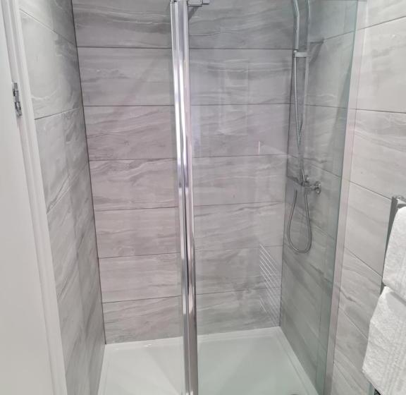 پانسیون Marden Guest House