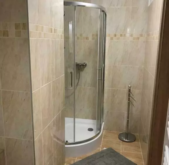 ペンション Mátyás Vendégház