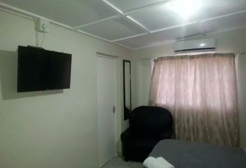 ペンション Zanevovo