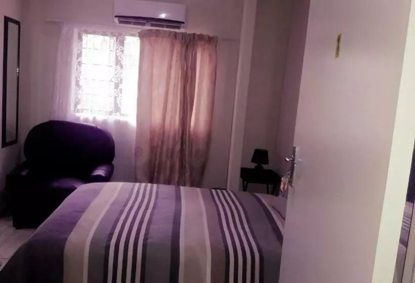 ペンション Zanevovo