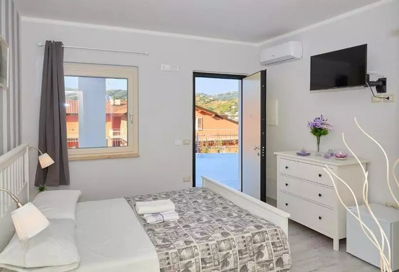 تختخواب و صبحانه Criselle