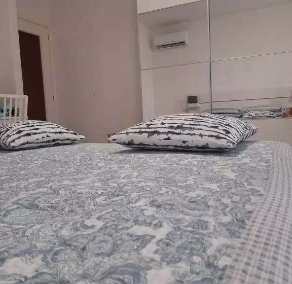 تختخواب و صبحانه Da Dany