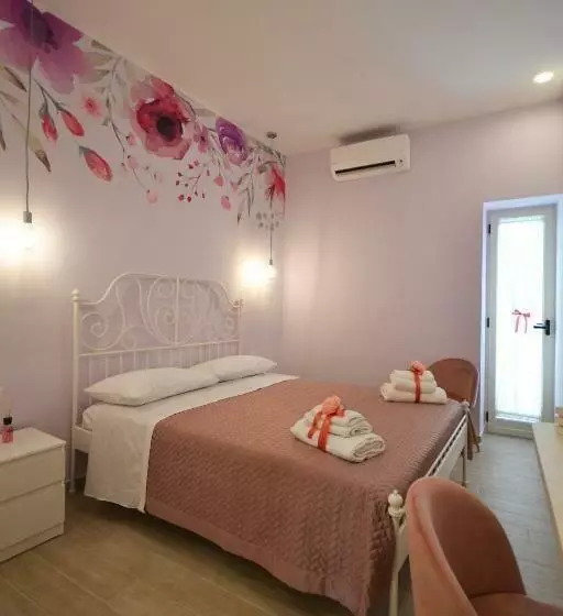 ベッドアンドブレックファースト Flower House