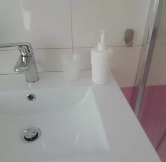 ベッドアンドブレックファースト Flower House