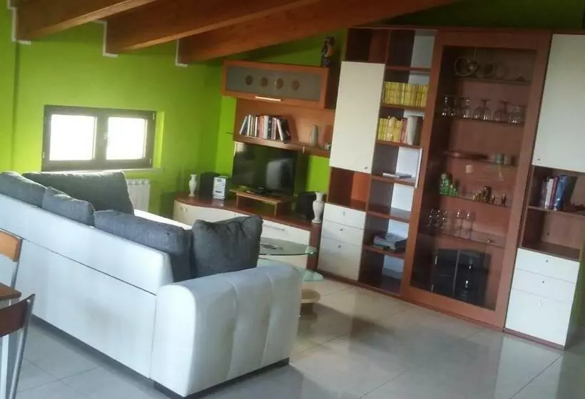 Aamiaismajoitus (B&B) La Villa In Campagna