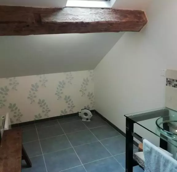 ベッドアンドブレックファースト Thunder Roadhouse