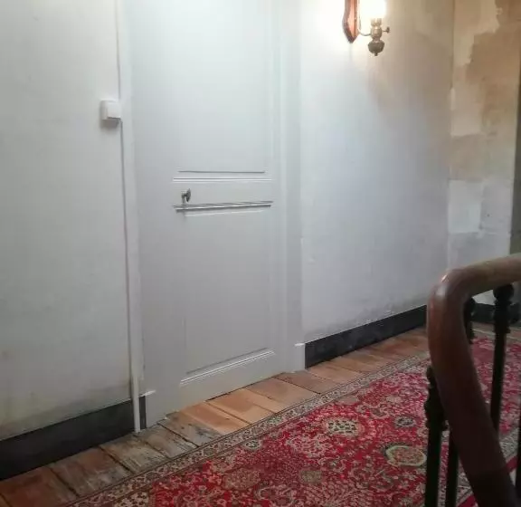 ベッドアンドブレックファースト Thunder Roadhouse