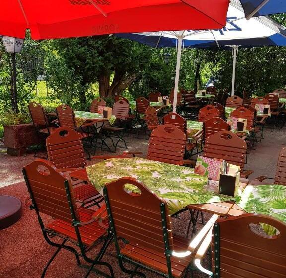 Gasthaus Pension Montafonerhüsli