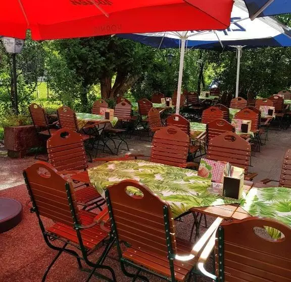 Gasthaus Pension Montafonerhüsli