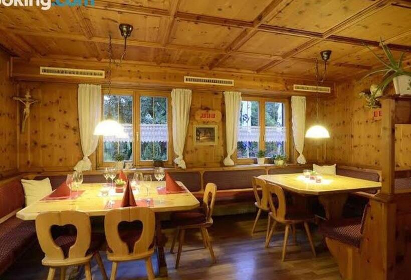 Gasthaus Pension Montafonerhüsli