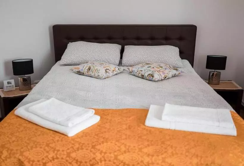 Majatalo Muskatli Panzio Sic