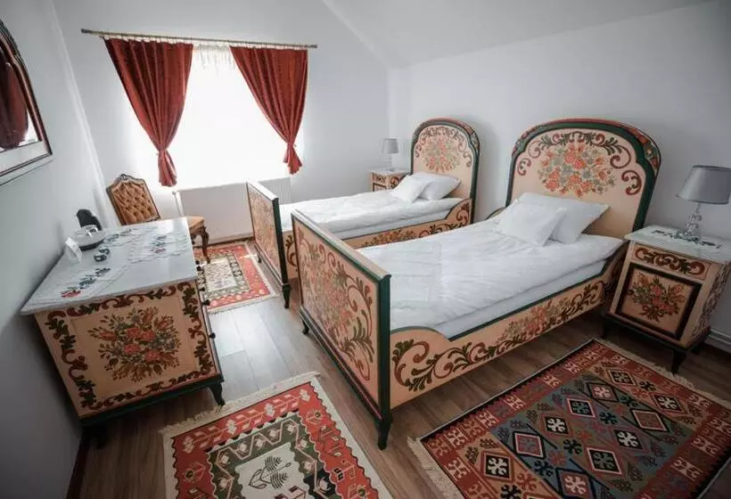 Majatalo Muskatli Panzio Sic