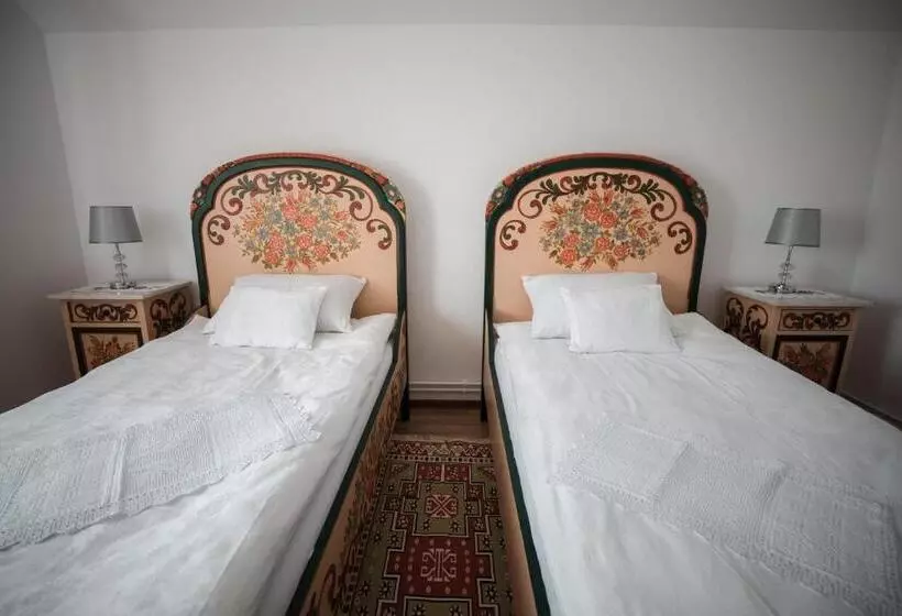 Majatalo Muskatli Panzio Sic