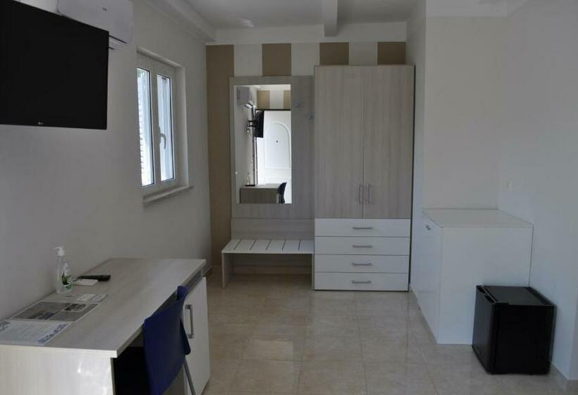 ペンション Villa Angela