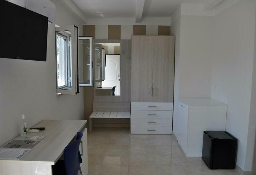 ペンション Villa Angela