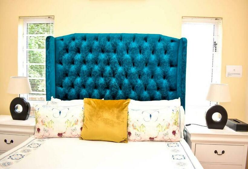 פנסיון Villa Palesa Guesthouse