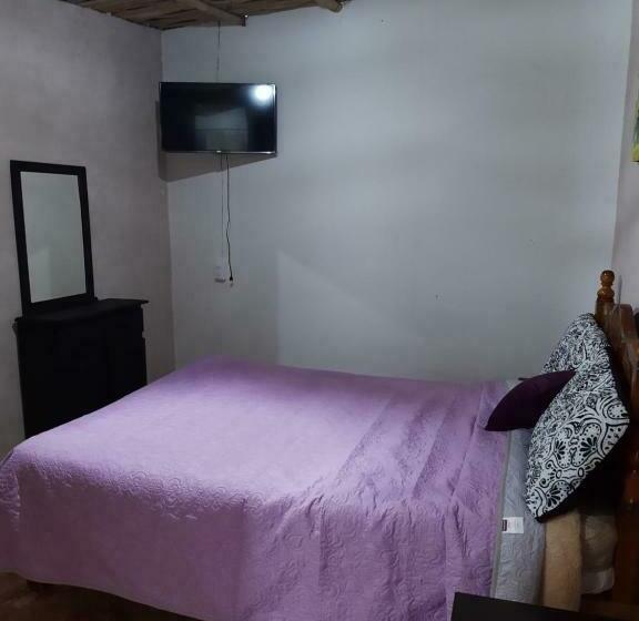 هاستل Cabaña Miroji