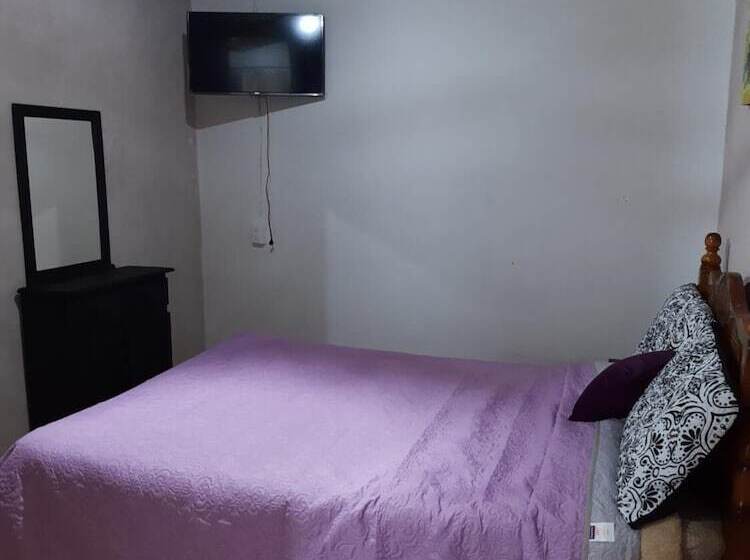 هاستل Cabaña Miroji