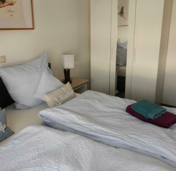 הוסטל Rathausschenke Münstermaifeld