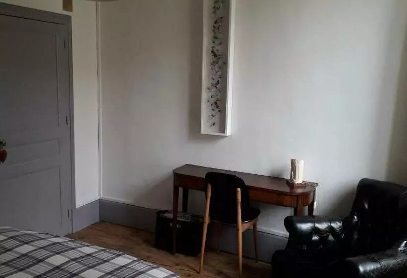 Aamiaismajoitus (B&B) L Ancienne Comédie