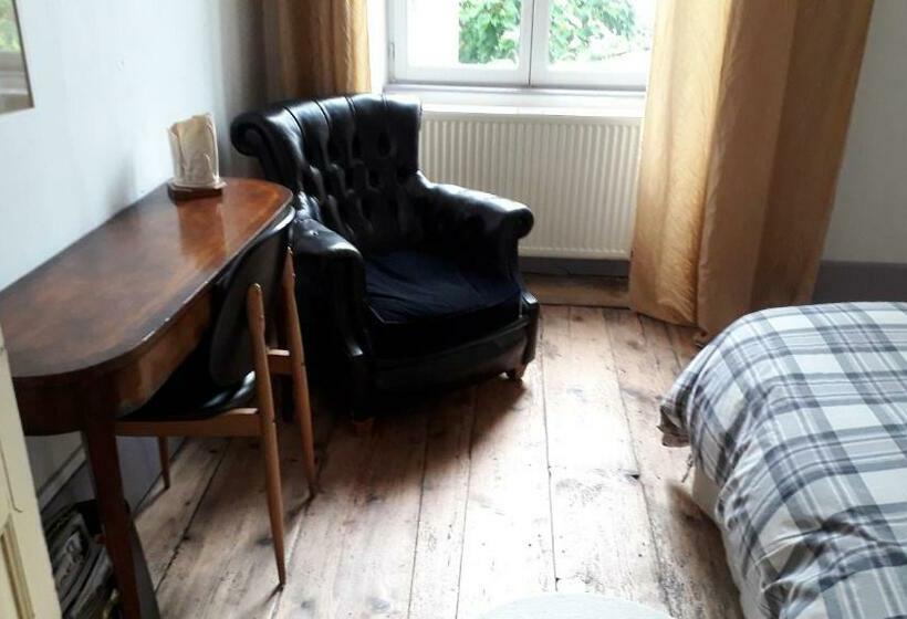 צימר L Ancienne Comédie