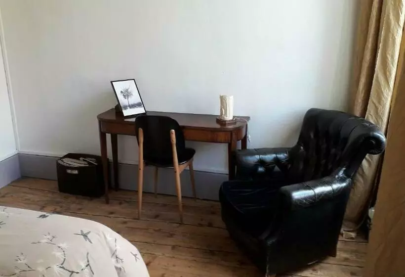 Aamiaismajoitus (B&B) L Ancienne Comédie