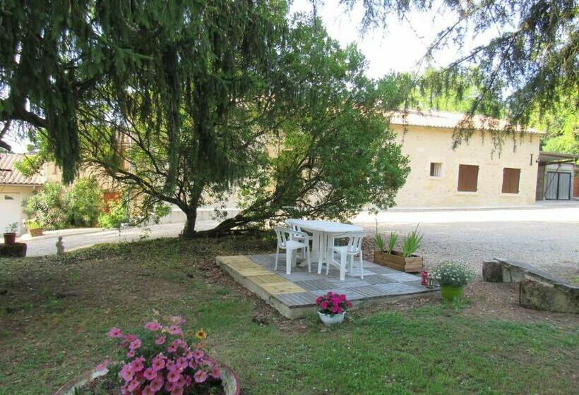 Bed and Breakfast La Maison Des Graves