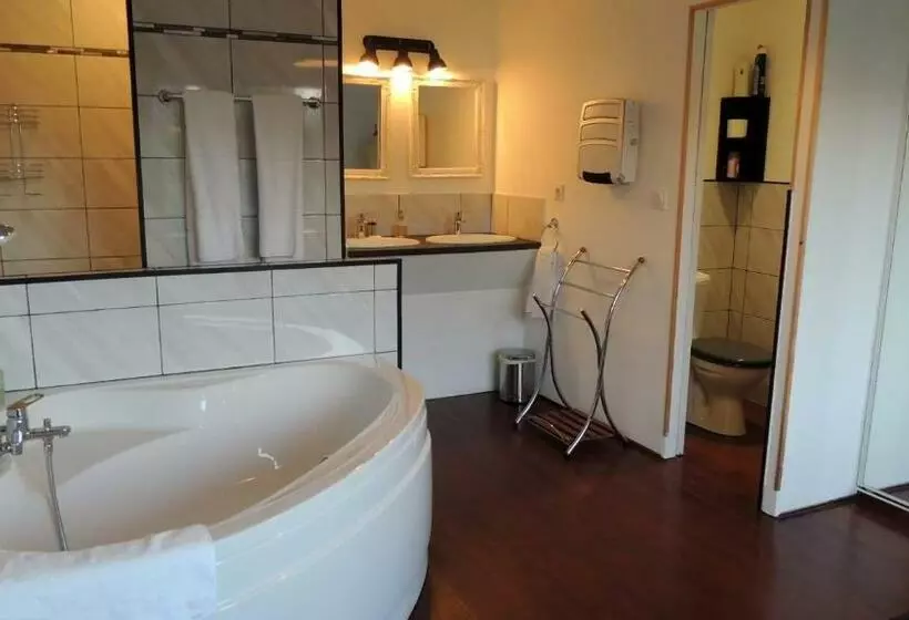 Aamiaismajoitus (B&B) Le Jardin Du Puits