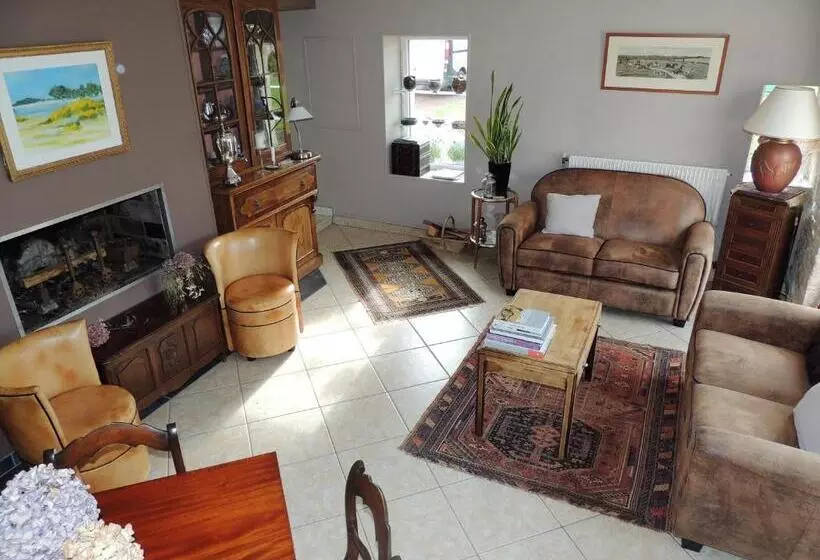 Aamiaismajoitus (B&B) Le Jardin Du Puits