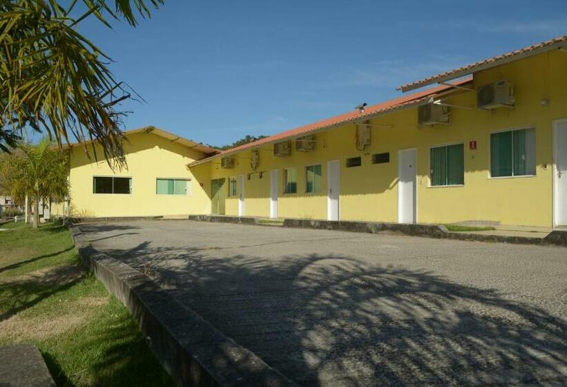 ホテル Pousada Santo Antônio