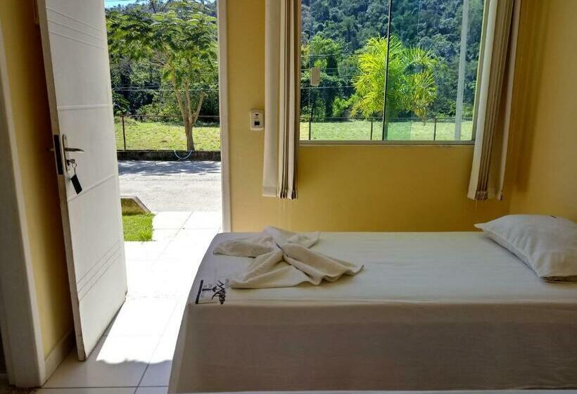 ホテル Pousada Santo Antônio