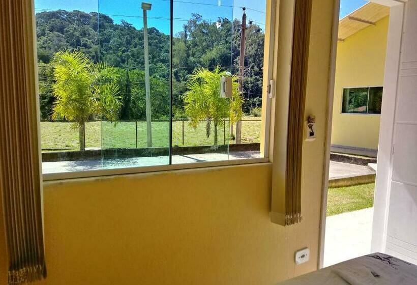 ホテル Pousada Santo Antônio