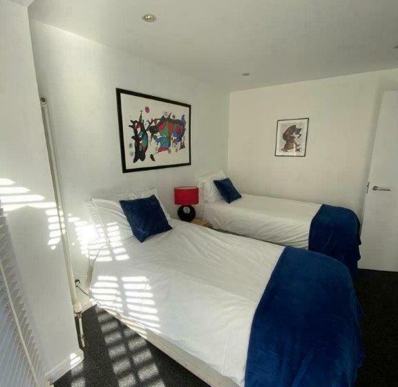 Пансион Beachside House