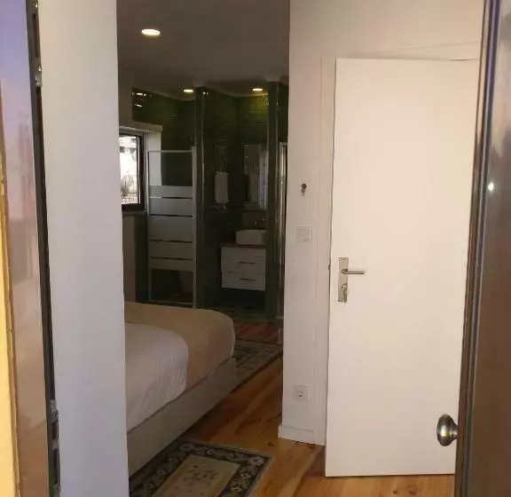 پانسیون Oporto Glamour Suite House