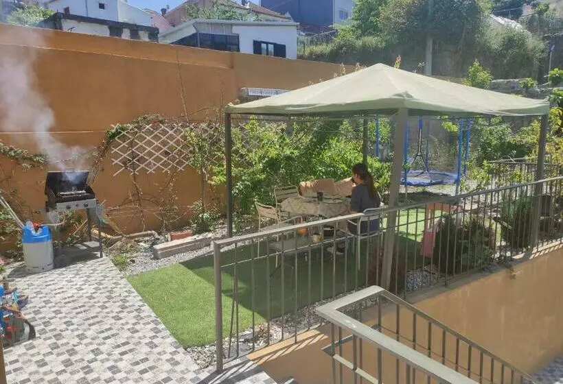 پانسیون Oporto Glamour Suite House